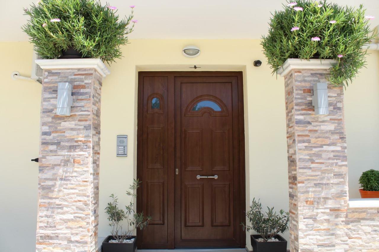 Antelia Homes Skiathos Town Exterior photo